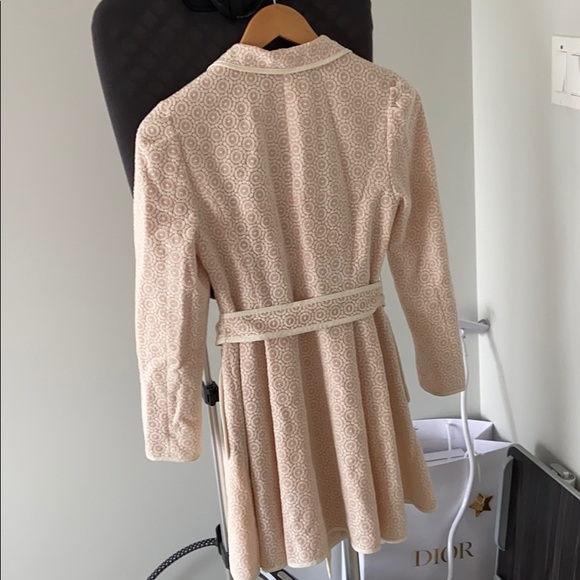 Cream trench coat - Picture 3 of 8